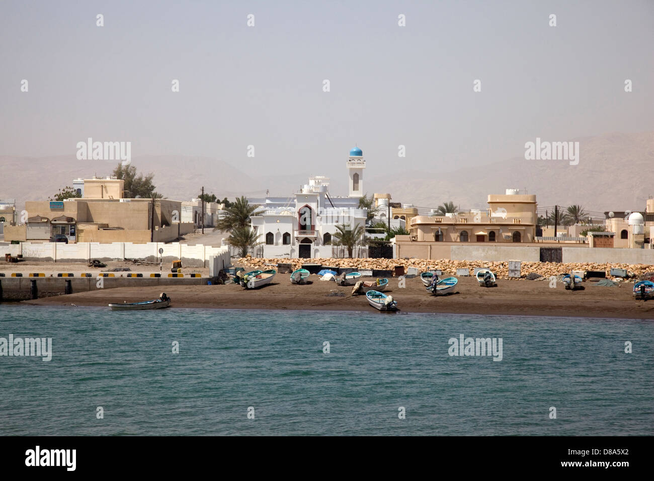 Villaggio di pescatori che si trova fuori Salalah, Oman. Foto Stock
