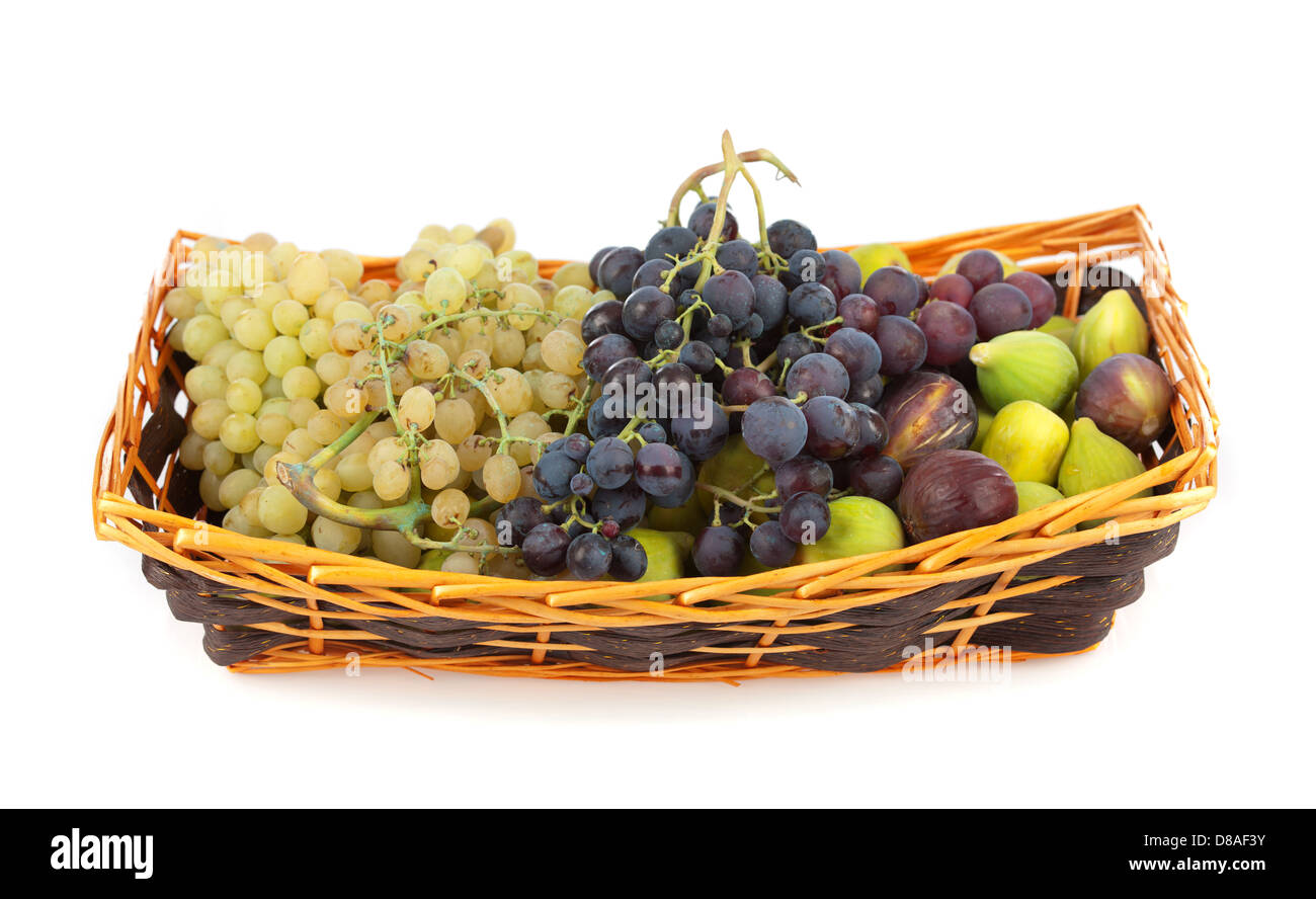 Dolce uva e fichi in cestello Foto Stock