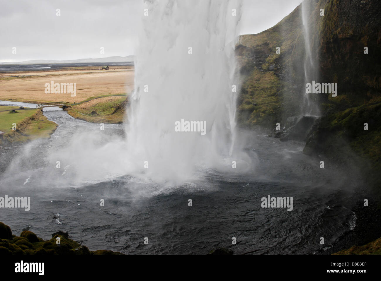 Seljalandsfoss cascata, Seljalands, Sudhurland, Islanda Foto Stock