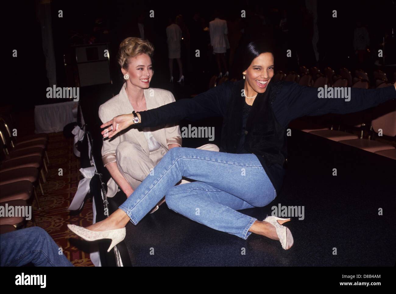 SHARI HEADLEY con Teresa Blake 1992.(Immagine di credito: © Judie Burstein/Globe foto/ZUMAPRESS.com) Foto Stock