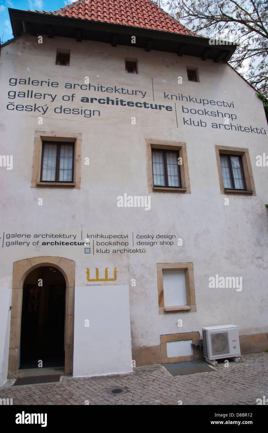 Galerie Jaroslava Fragnera la galleria di architettura e design esterno Betlemske namesti Piazza Città Vecchia Praga Foto Stock
