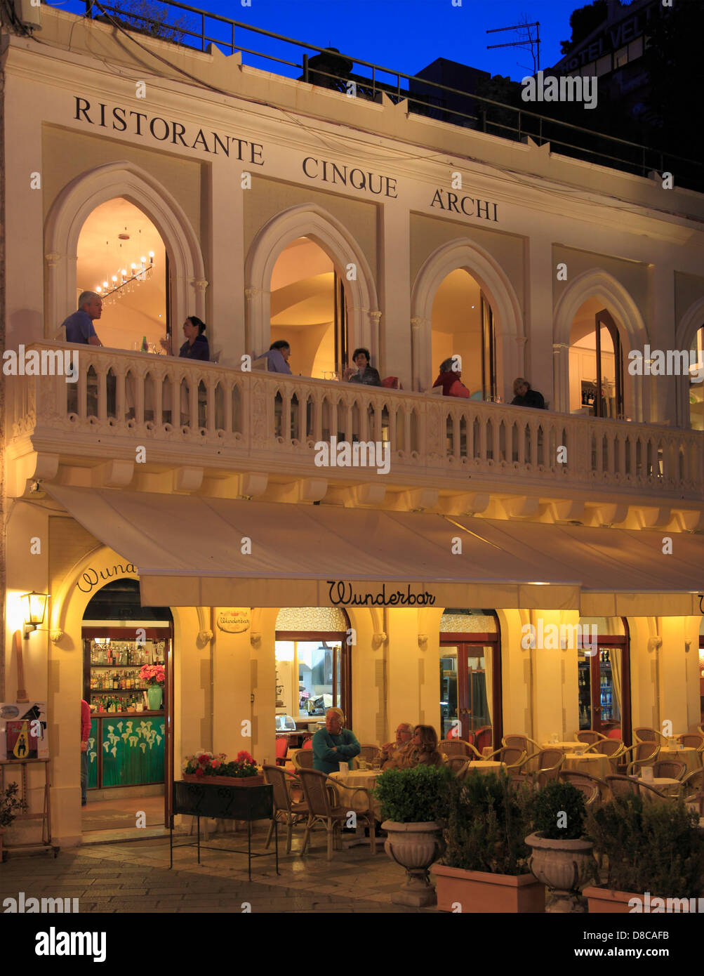 L'Italia, sicilia, Taormina, Piazza IX Aprile, ristorante, Foto Stock