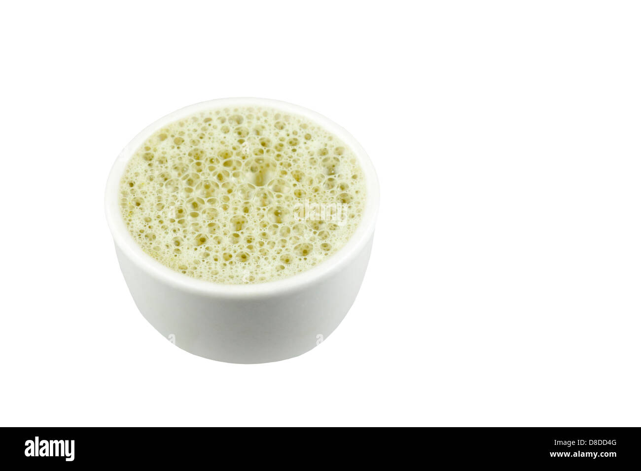 Matcha latte fatto con latte di mandorla Foto Stock