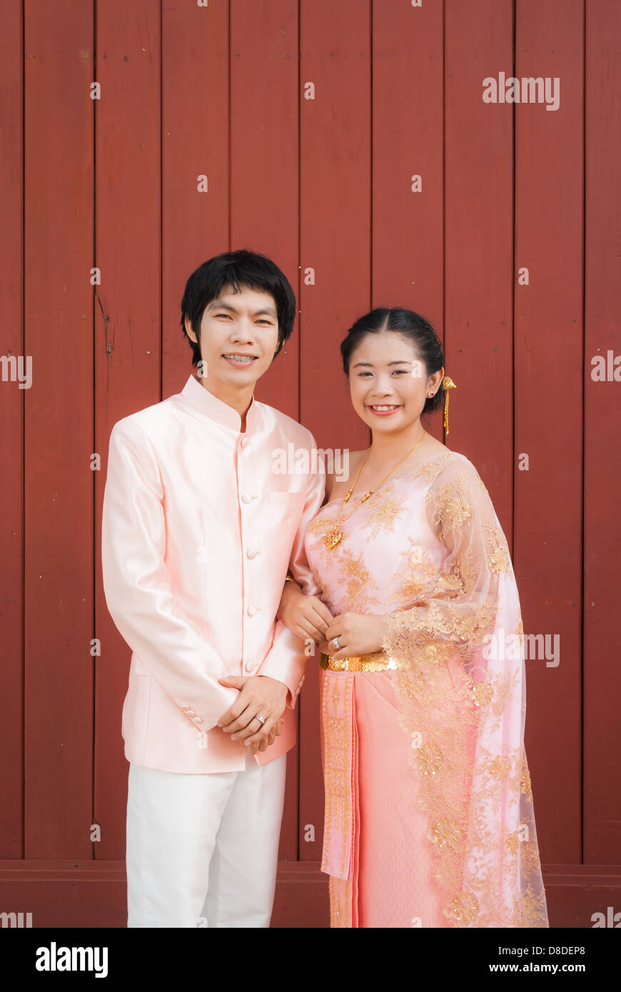 Asian Thai in Nuziale matrimonio Tailandese Suit Foto Stock
