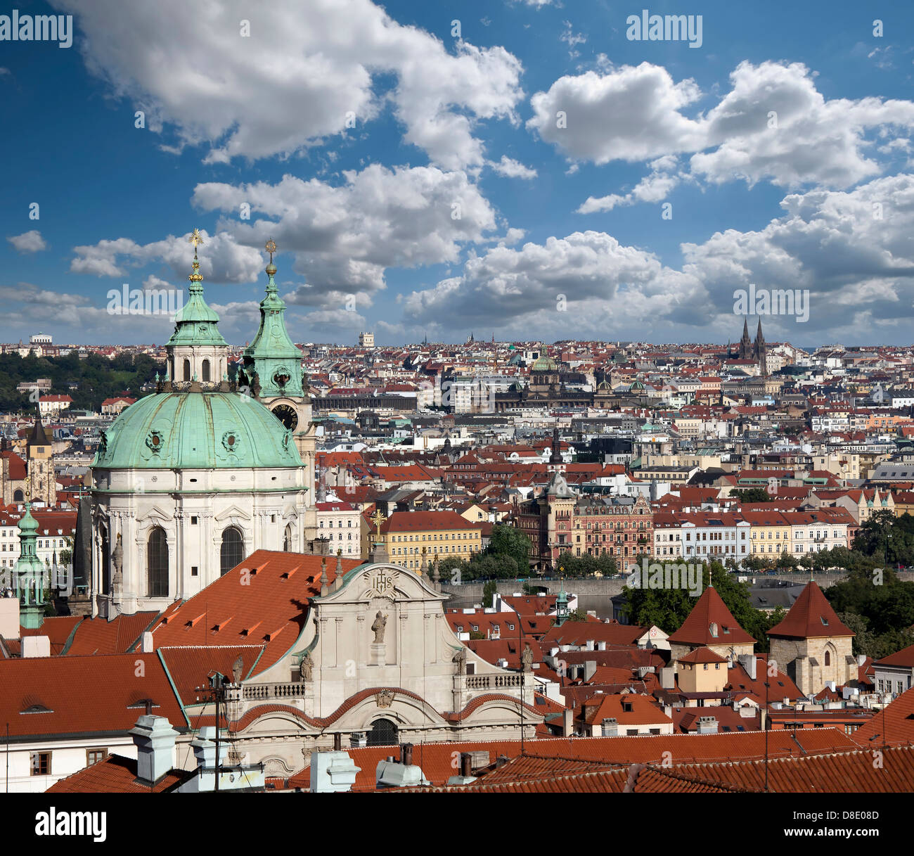 Praga - La Cattedrale di San Nicola nel quartiere di Malá Strana, Repubblica Ceca Foto Stock