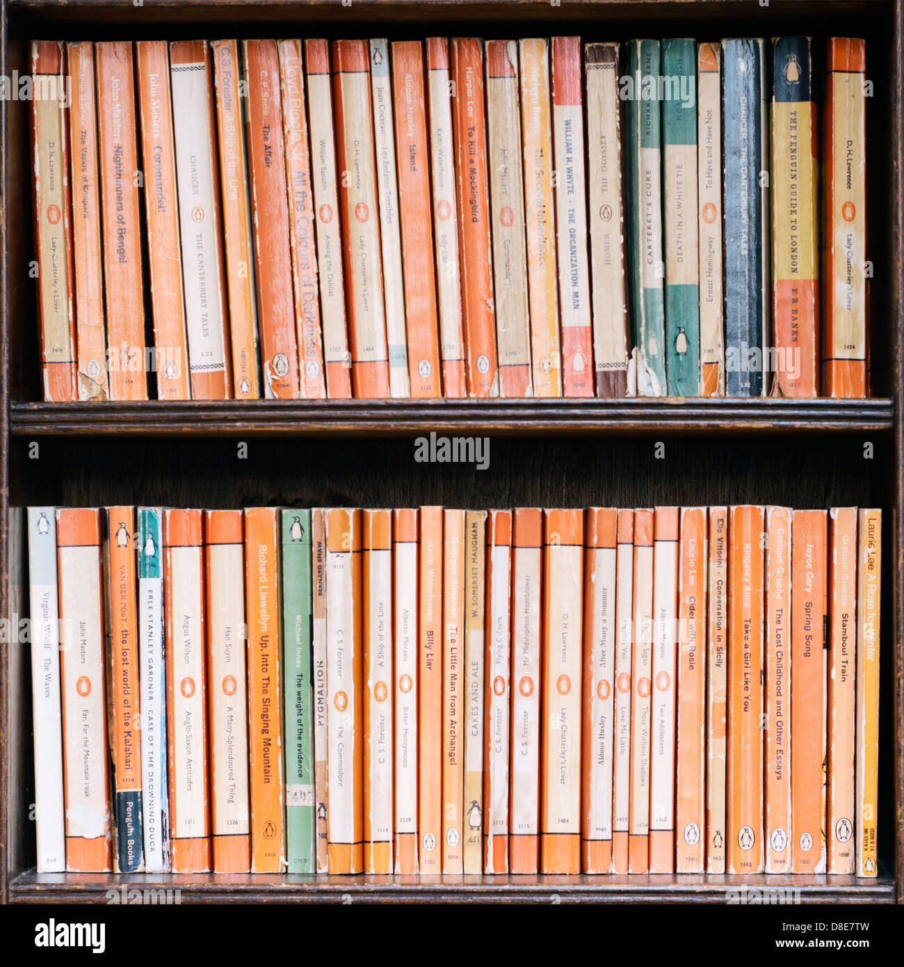 Vintage paperback pubblicato da penguin Books - per lo più tardi anni quaranta alla fine degli anni sessanta Foto Stock