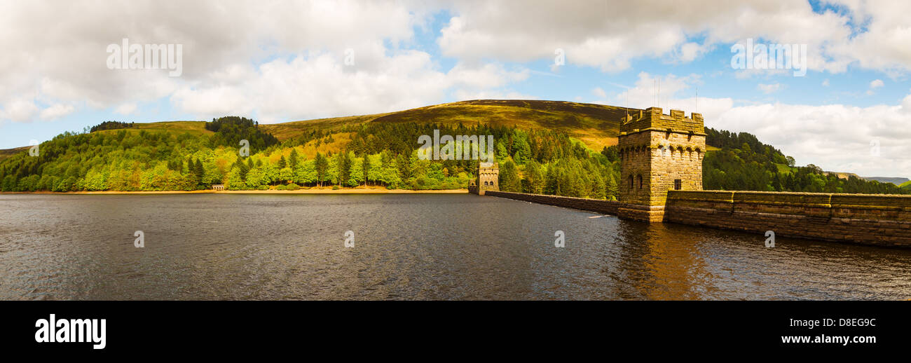 Derwent Dam, Peak District, Derbyshire, England, Regno Unito Foto Stock