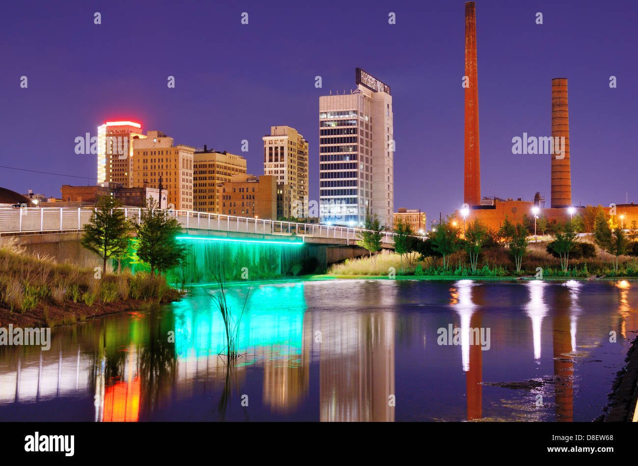 Skyline di Birmingham, Alabama in railroad park. Foto Stock