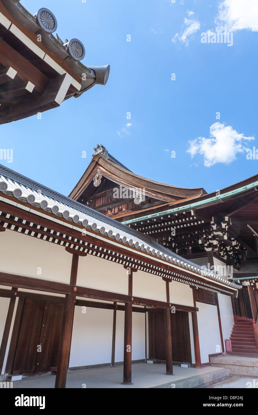 Costruzioni di legno Kogosho, Ogakumonjo e Kemarinoniwa sul sito. Il  Palazzo Imperiale di Kyoto, Giappone Foto stock - Alamy