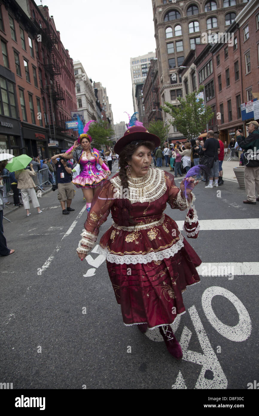 New York City Dance Parade, Broadway, Manhattan. Foto Stock