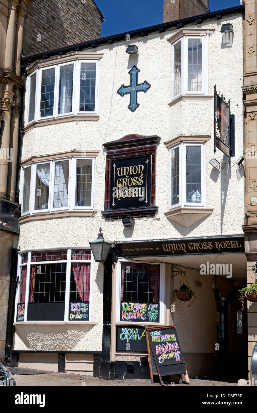 Unione Cross Inn, il più antico pub di Halifax, West Yorkshire Foto Stock