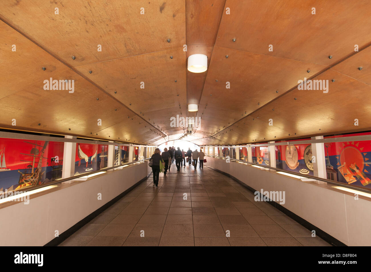 La metropolitana, sottopasso per i pedoni Foto Stock