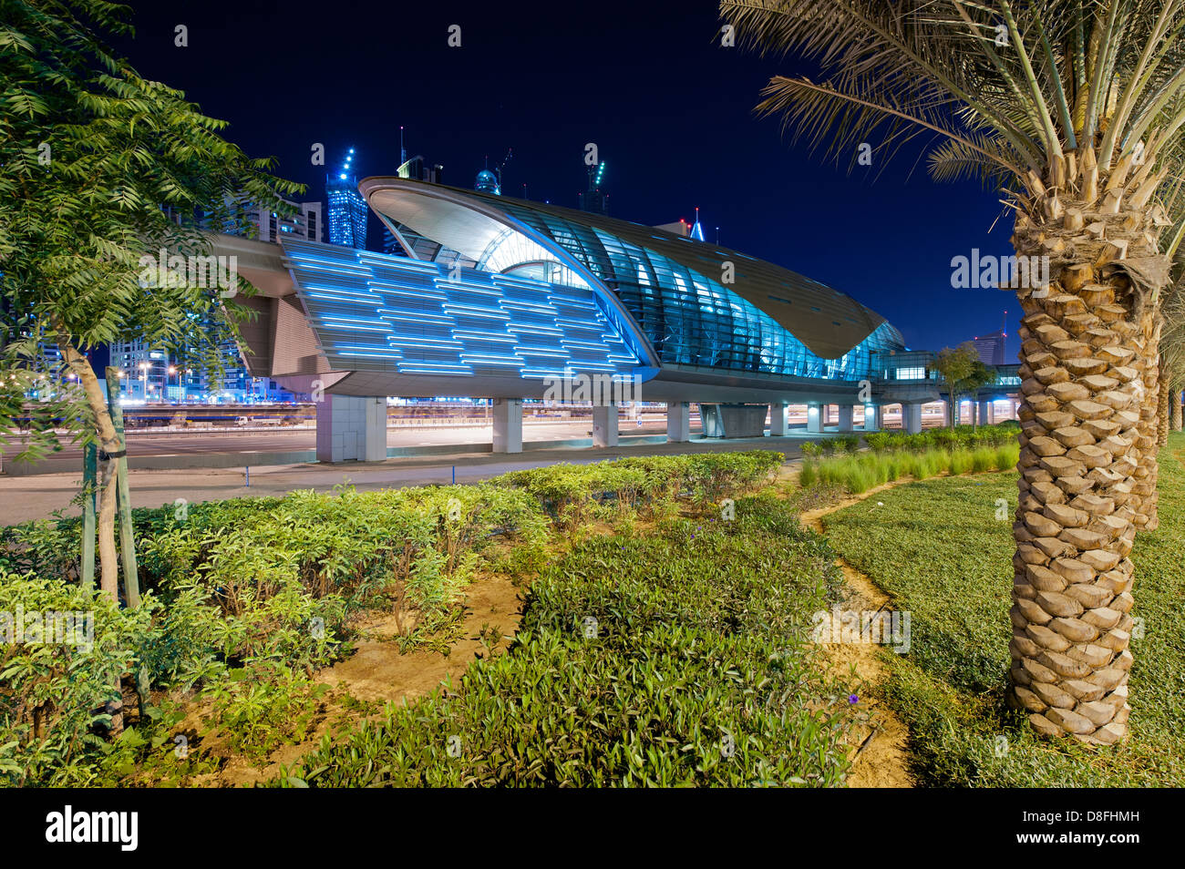 La stazione della metropolitana nella Nuova Dubai, UAE Foto Stock
