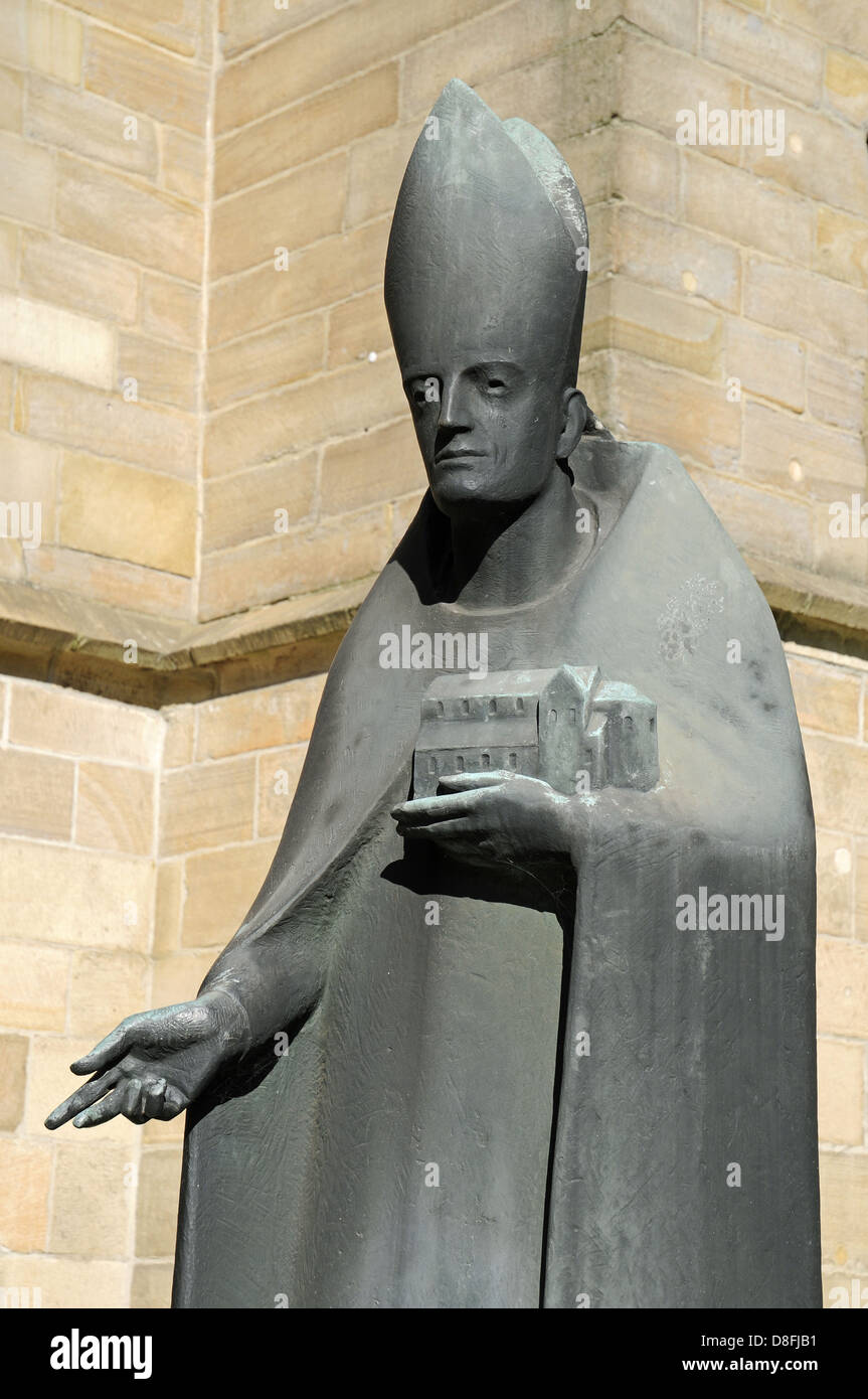 Vescovo San Altfrid Foto Stock