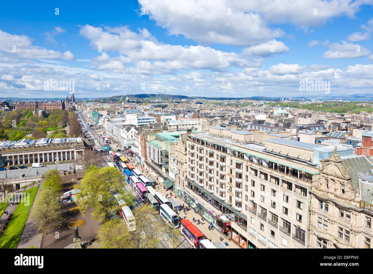 Vista di Princes Street Edinburgh City Centre Edinburgh Midlothian Scozia UK GB EU Europe Foto Stock