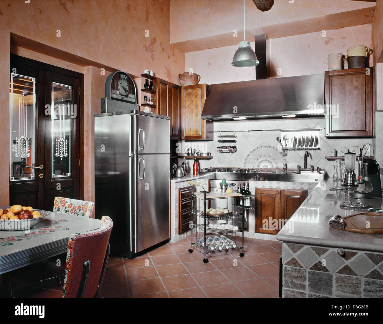 Gli interni di cucine classiche Foto Stock