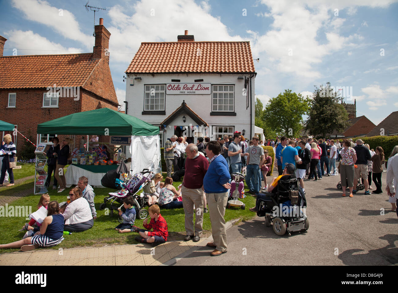 The Olde Pub Red Lion Wellow Foto Stock