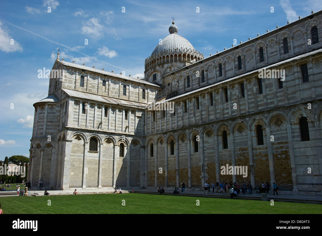 Piazza dei Miracoli, il Battistero e il Duomo e la Torre Pendente (Torre Pendente) Foto Stock