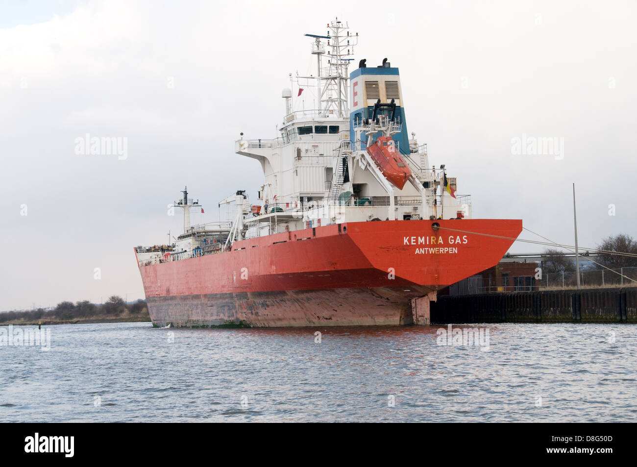 Una nave di gas sul Manchester Ship Canal Foto Stock