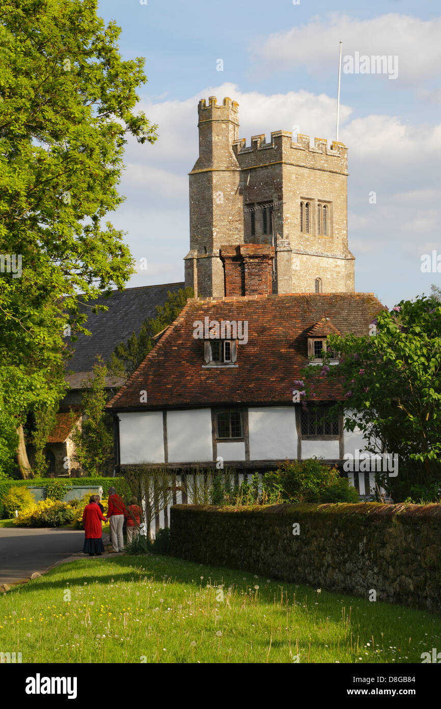 Smarden Village, Kent, Inghilterra GB Foto Stock