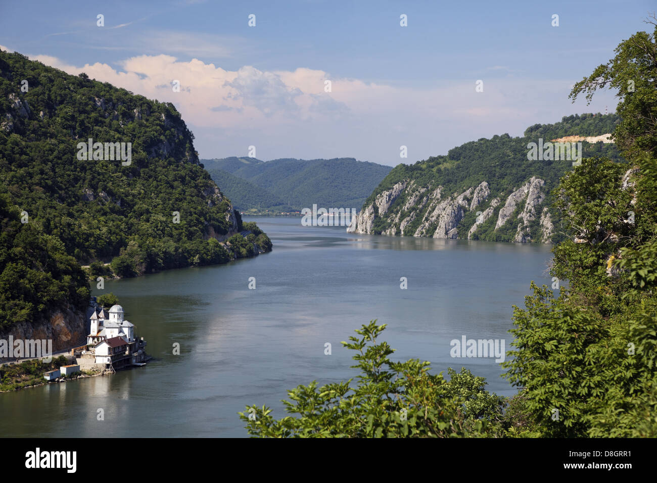 La Serbia, il cancello di ferro, Kazan Gorge, Danubio Taldurchbruch il monastero Mraconia, Serbien; Eisernes Tor, Kazan Schlucht, Donau, Foto Stock