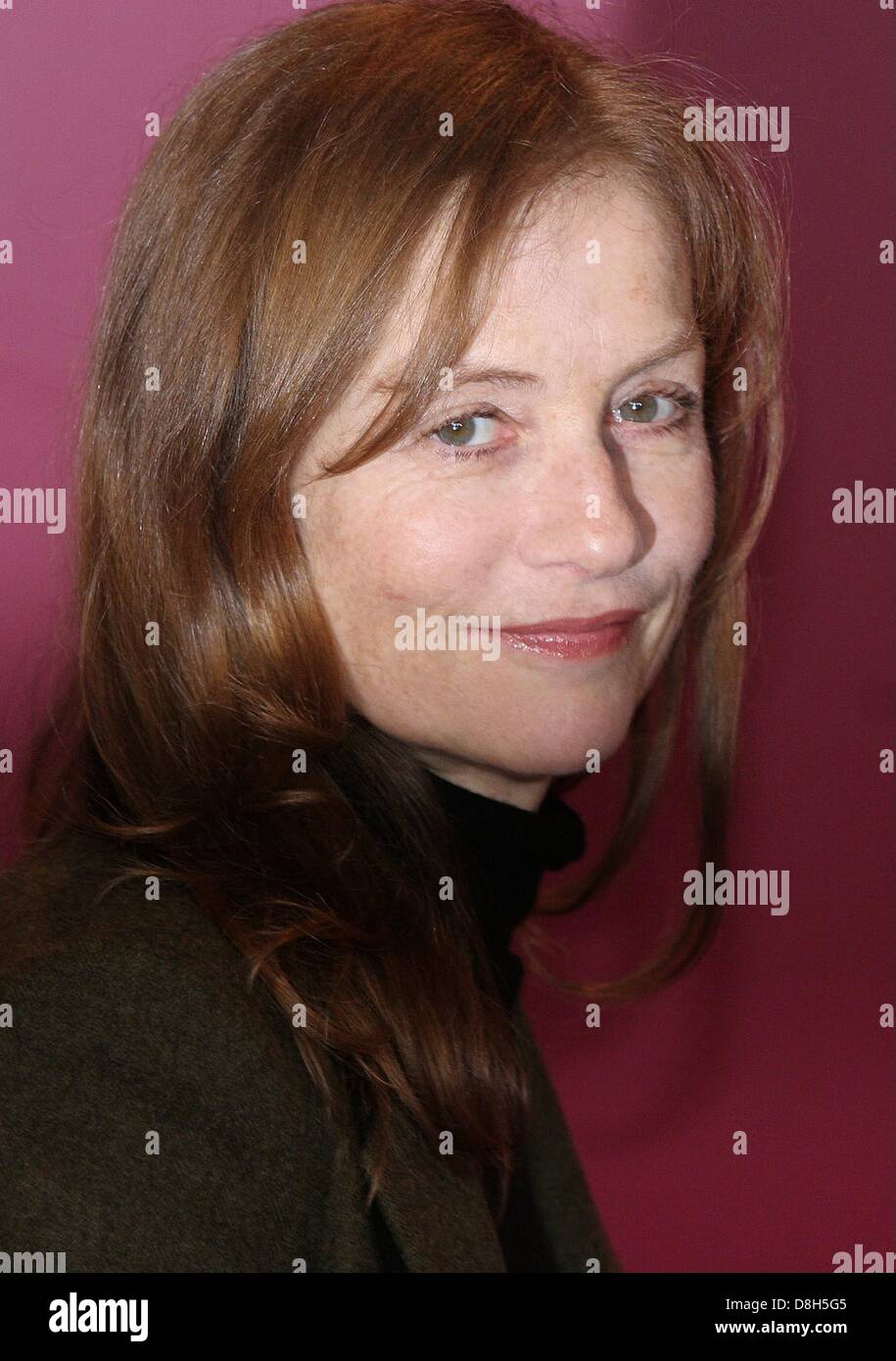 Isabelle Huppert al photocall "commedia del potere" (francese 'L'Ivresse du pouvoir') durante la Berlinale, il 56th International Film Festival di Berlino nel 2006. Foto Stock