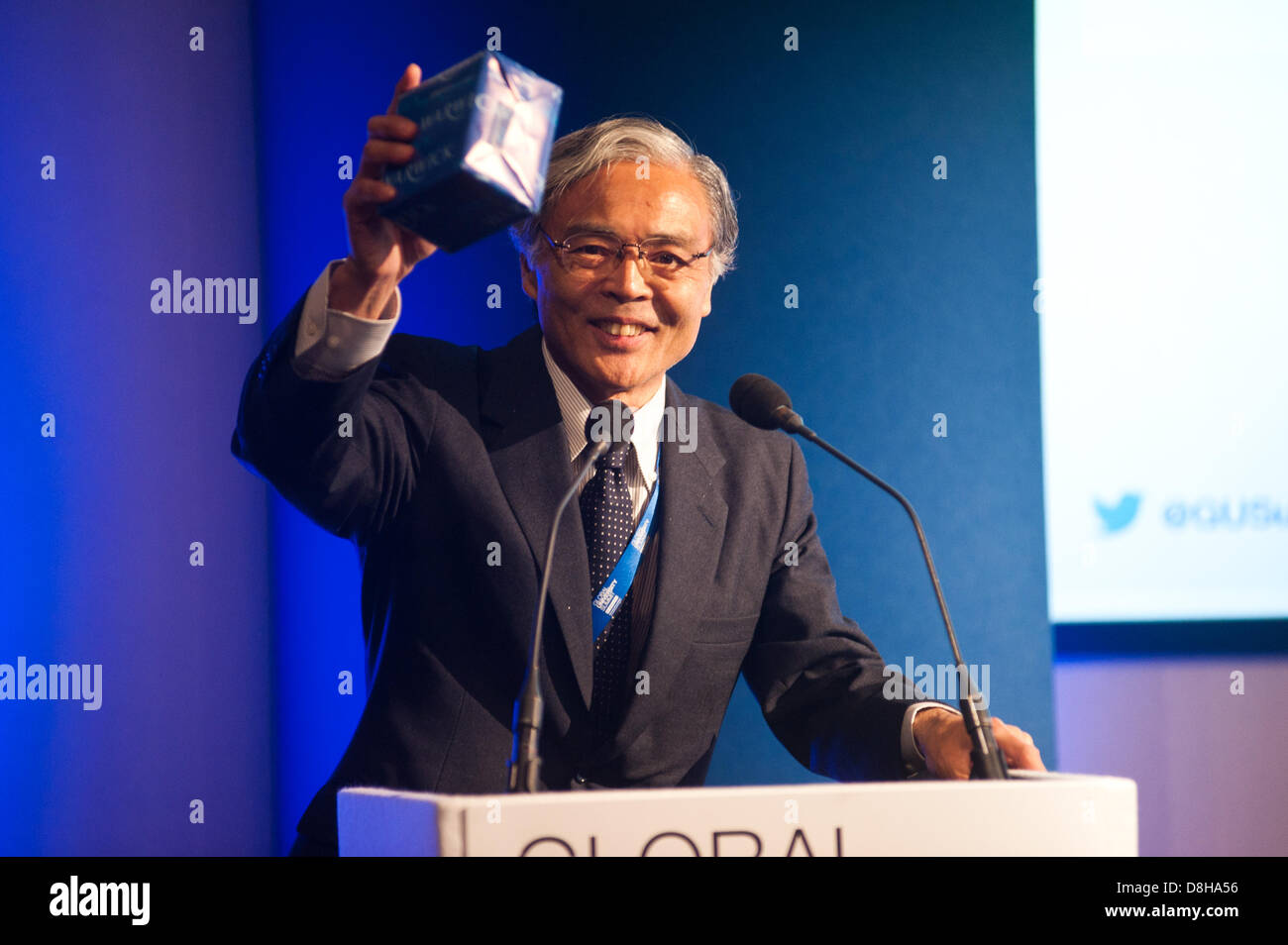 Londra, Regno Unito. Il 29 maggio 2013. Yoshihisa Murasawa, Presidente dell'Università di Tokyo, parla al business-leader, alti rappresentanti sia dal FMI e OCSE e Vice-Chancellors da oltre trenta paesi per discutere il rapporto tra "Università e la crescita economica"in vista del G8 leader mondiali riuniti. Credito: Piero Cruciatti / Alamy Live News Foto Stock