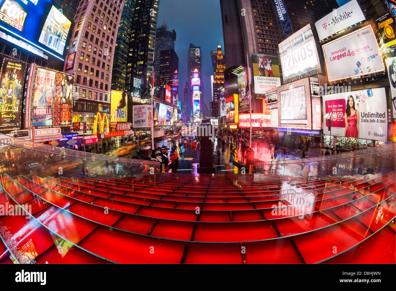 Stati Uniti d'America, New York City, Manhattan, Times Square, le luci al neon di notte Foto Stock