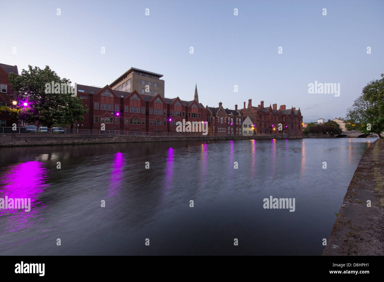 Le Luminarie lungo il fiume in Bedford Foto Stock