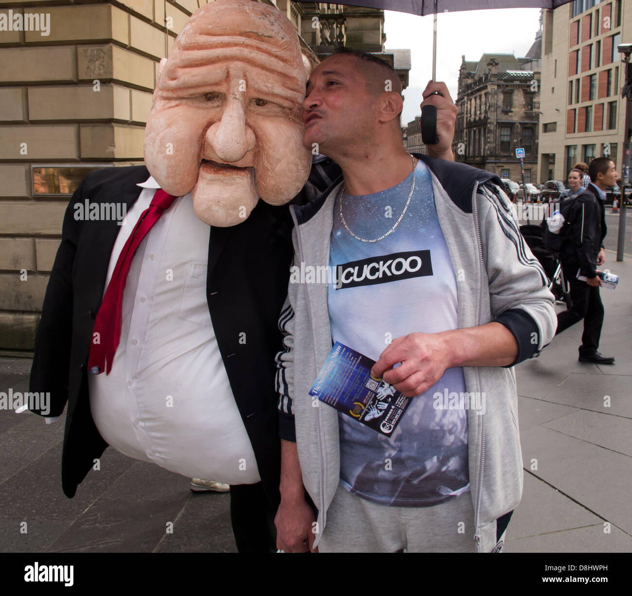 Edinburgh Festival puppet entertainer, August High Street, Edinburgh Old Town, Lothian, Scotland UK Foto Stock