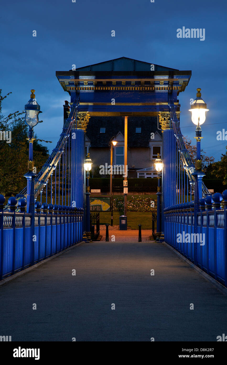 St Andrews sospensione ponte sul fiume Clyde a Glasgow Green. Foto Stock