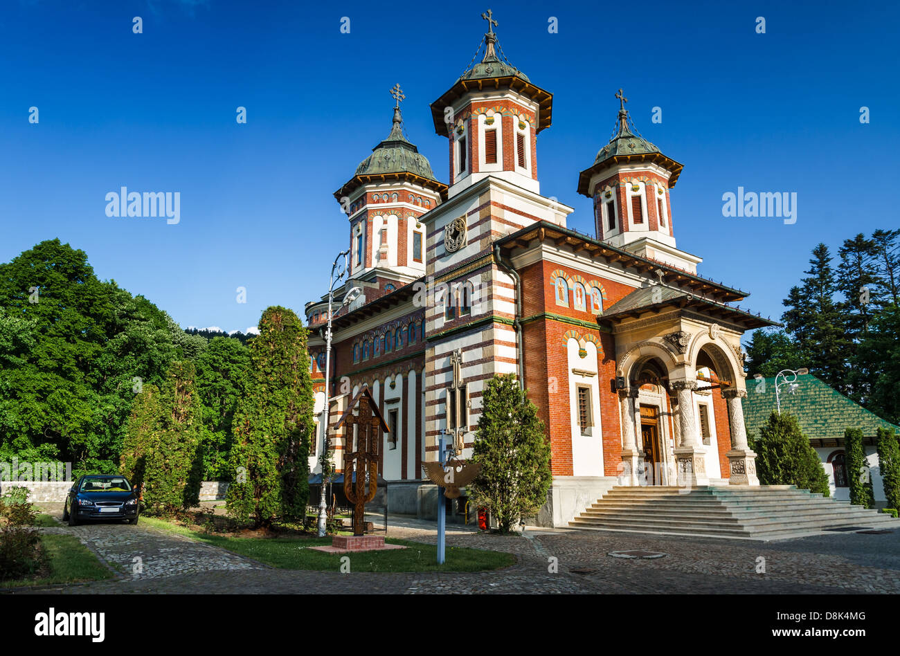 Il Monastero di Sinaia, costruito nel 1695, Valle di Prahova e chiamato dopo il monte Sinai. Il pittoresco punto di riferimento religioso della Romania. Foto Stock