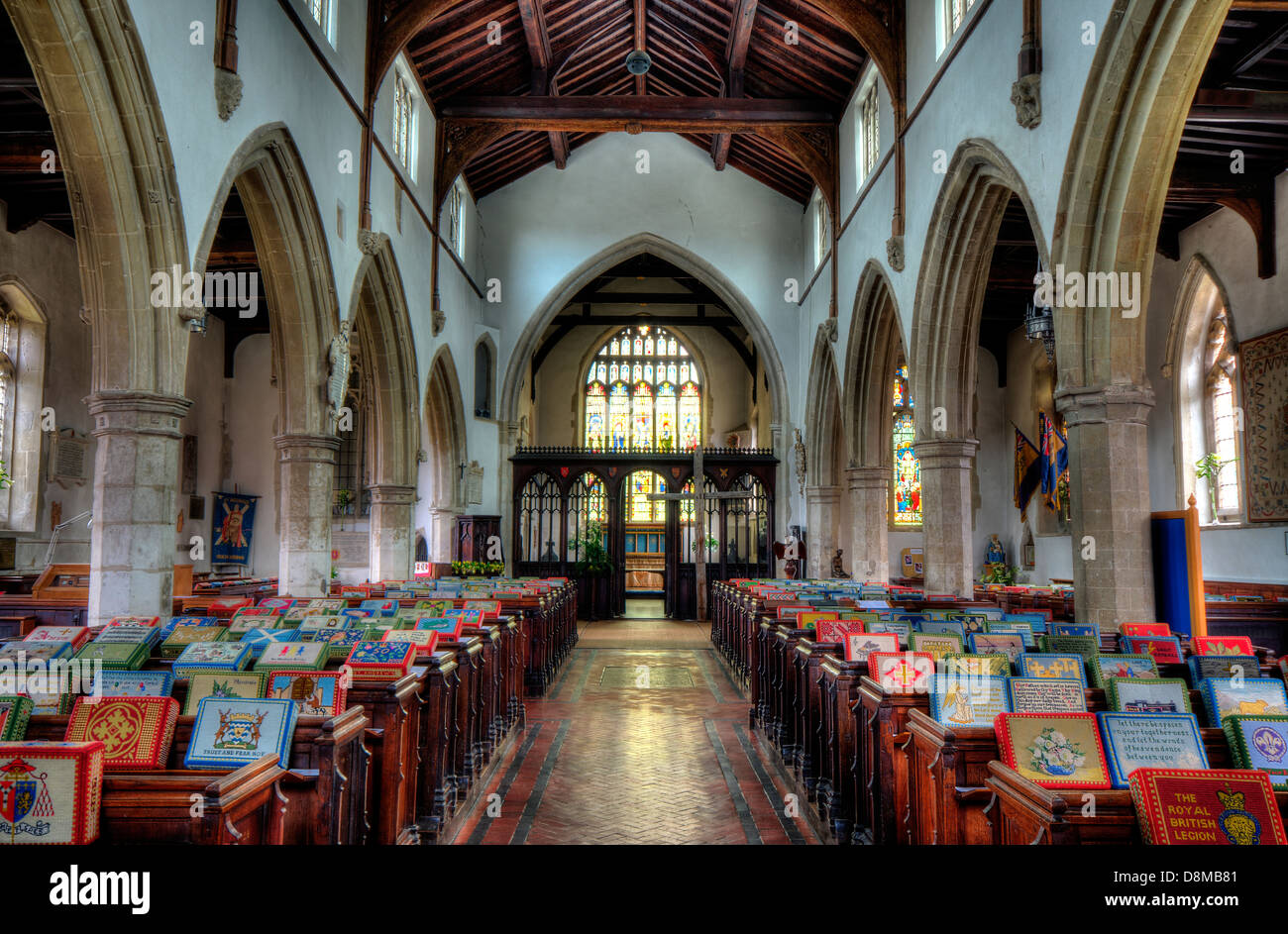L'interno di St Andrews una chiesa duecentesca in molto Hadham un villaggio a Hertfordshire Inghilterra. Foto Stock