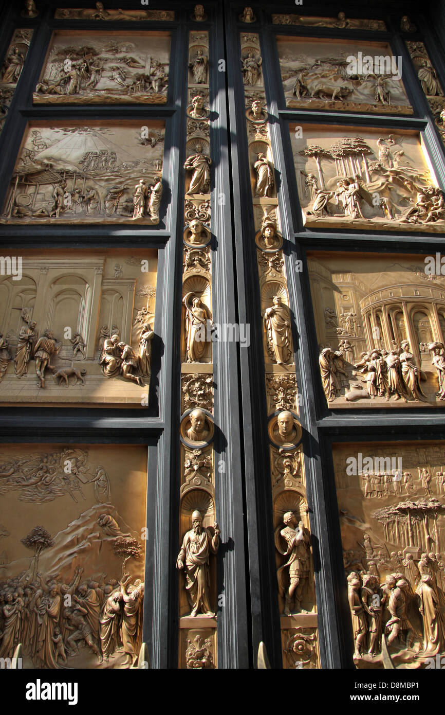 Golden portale del Battistero del Duomo di Santa Maria del Fiore a Firenze Foto Stock