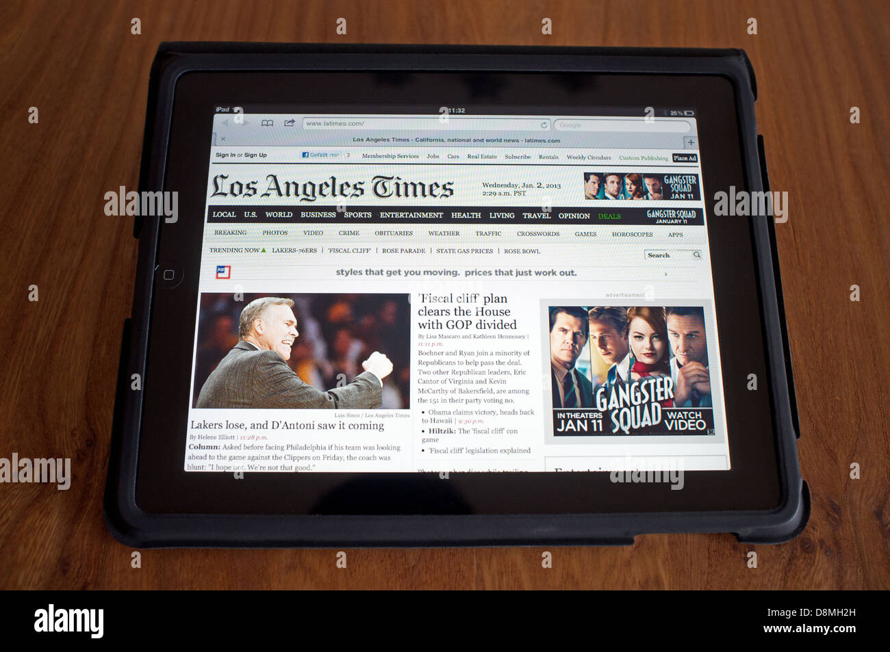 Los Angeles Times edizione elettronica visualizzata su un iPad di Apple Foto Stock