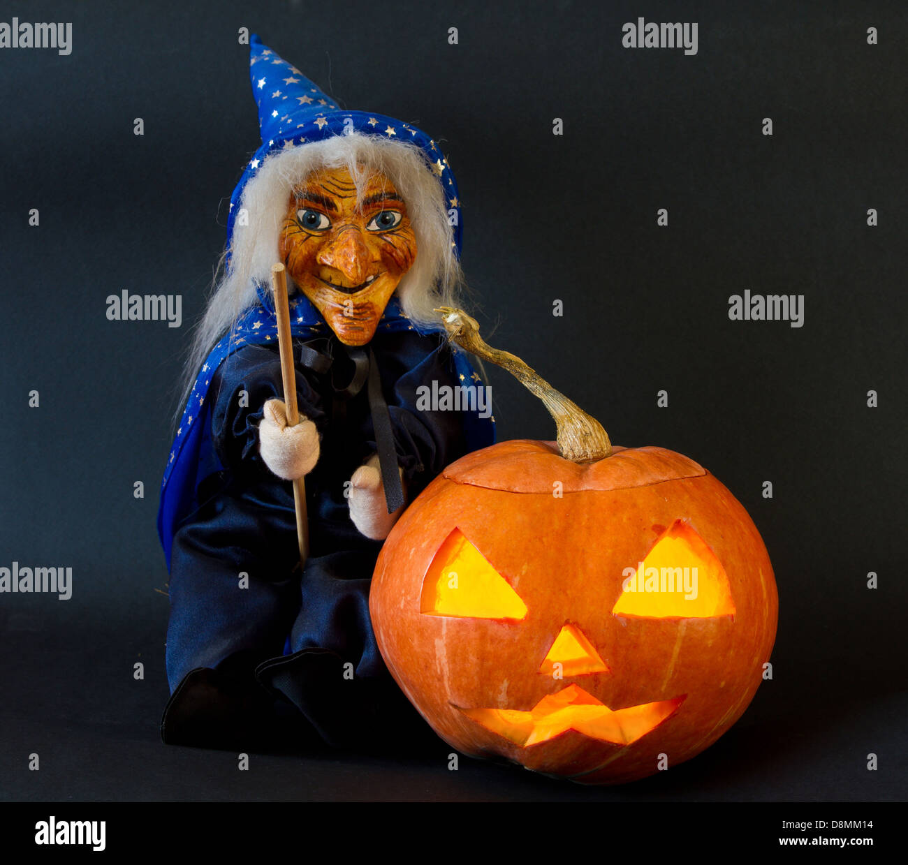 Helloween zucca con scary riding hag Foto Stock