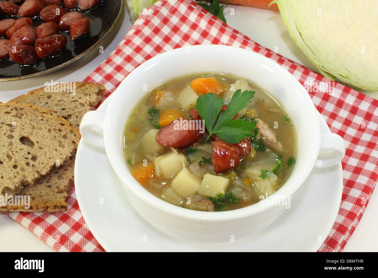 zuppa di cavolo Foto Stock