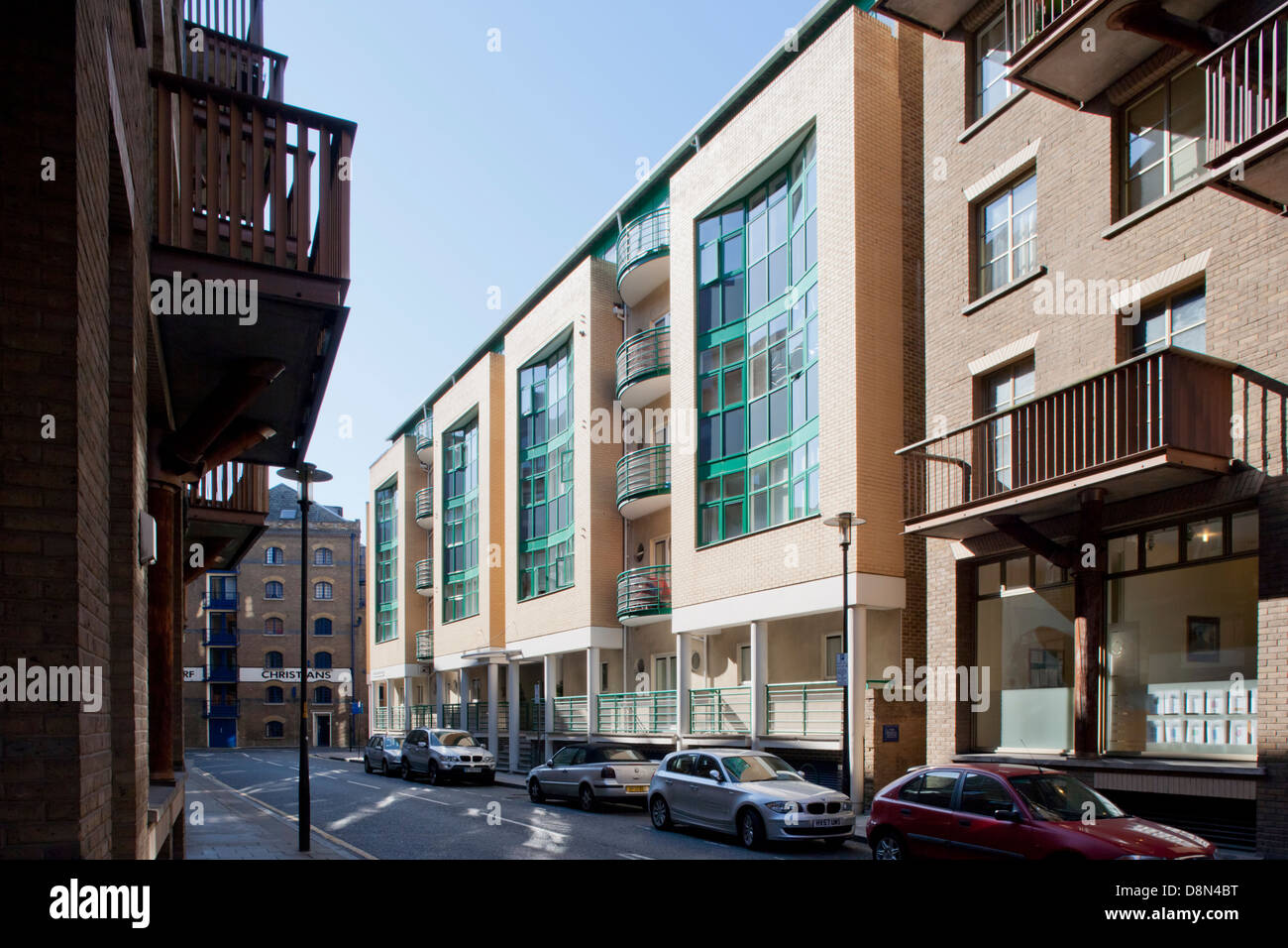 Millennium Square Queen Elizabeth Street London SE1 Foto Stock