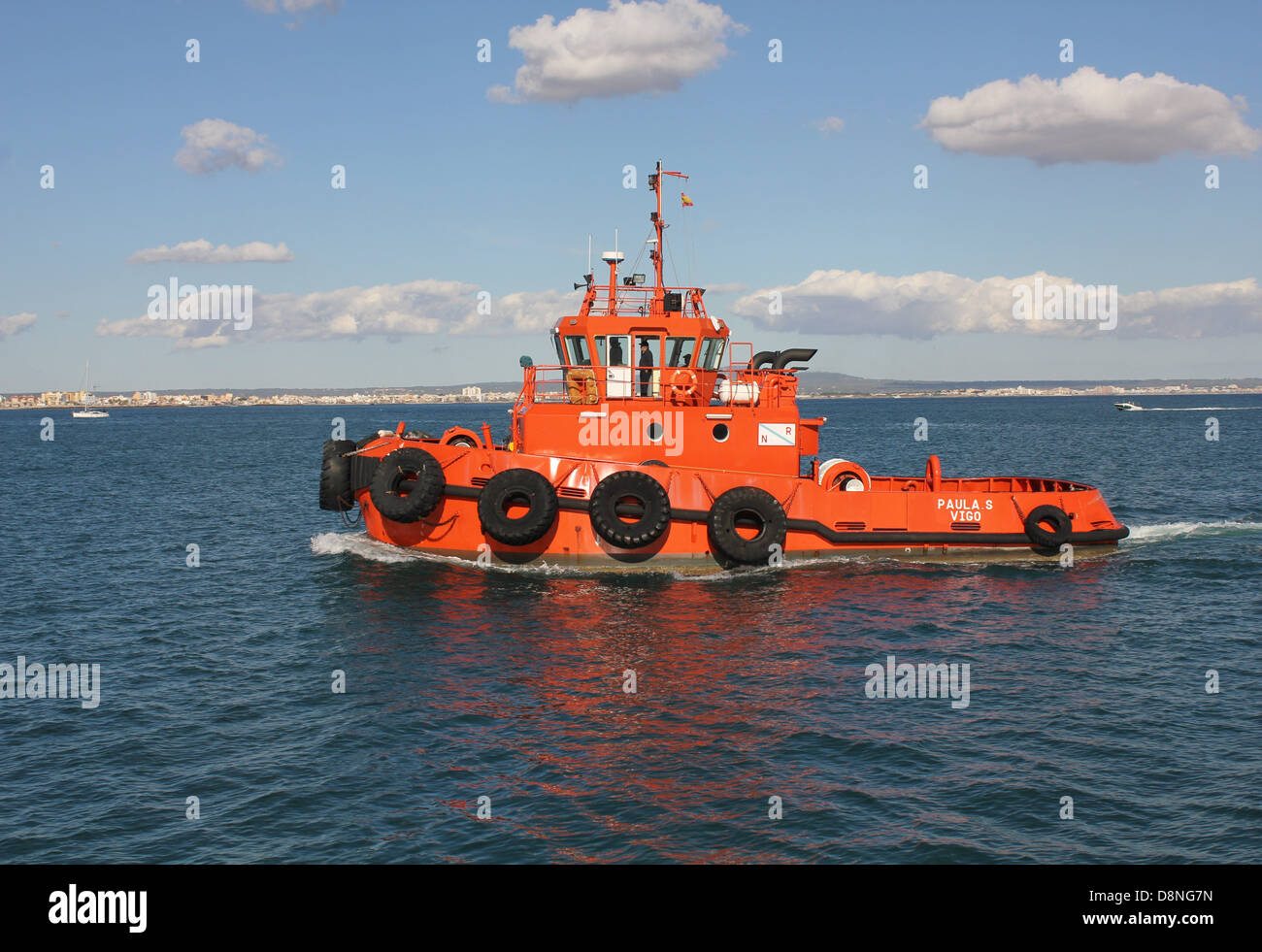 Navi rimorchiatore "Paula.S' tornare alla base nel porto di Palma de Mallorca / Maiorca, isole Baleari, Spagna. Il 30 maggio 2013. Foto Stock