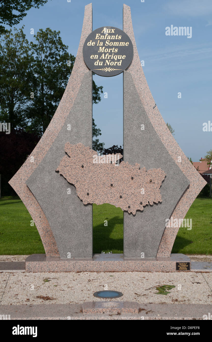 Un francese memoriale di guerra per chi muore in Nord Africa. Foto Stock