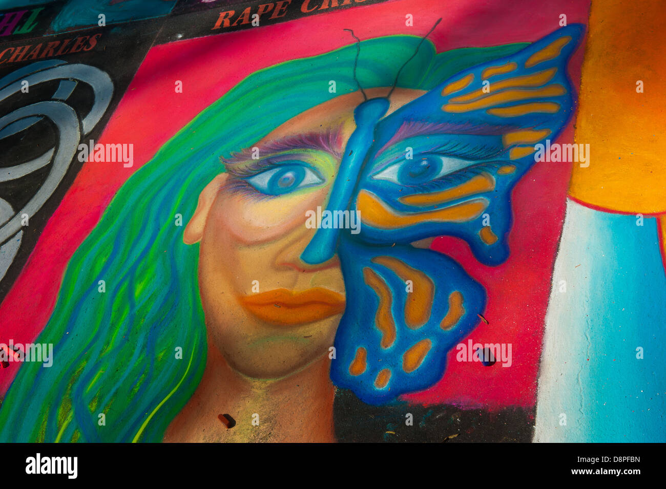 Una sezione di un gesso dipinto al 2013 Imadonnari Street Painting Festival di Santa Barbara CA Foto Stock