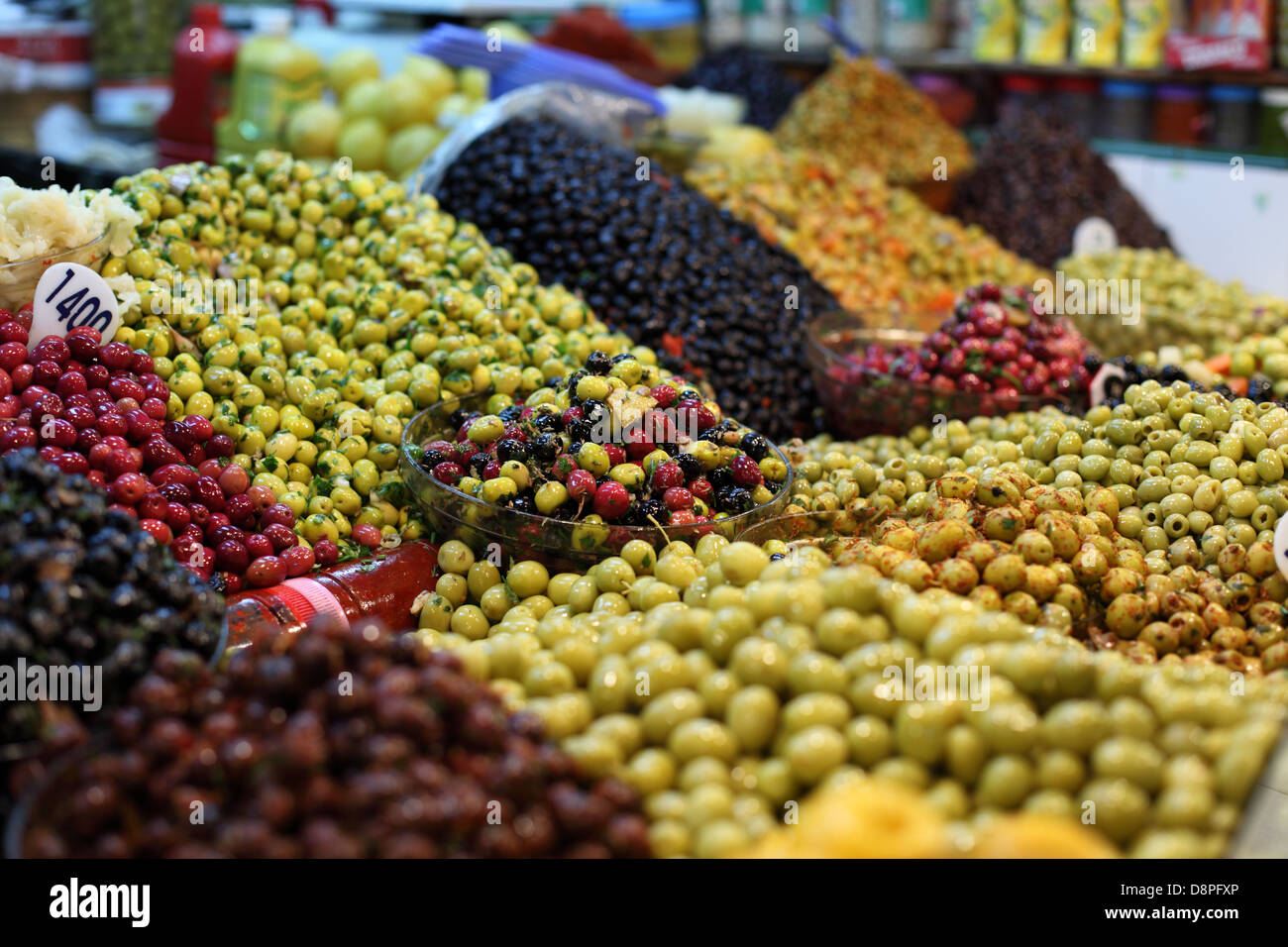 Le olive per la vendita nella Medina di Rabat, Marocco Foto Stock