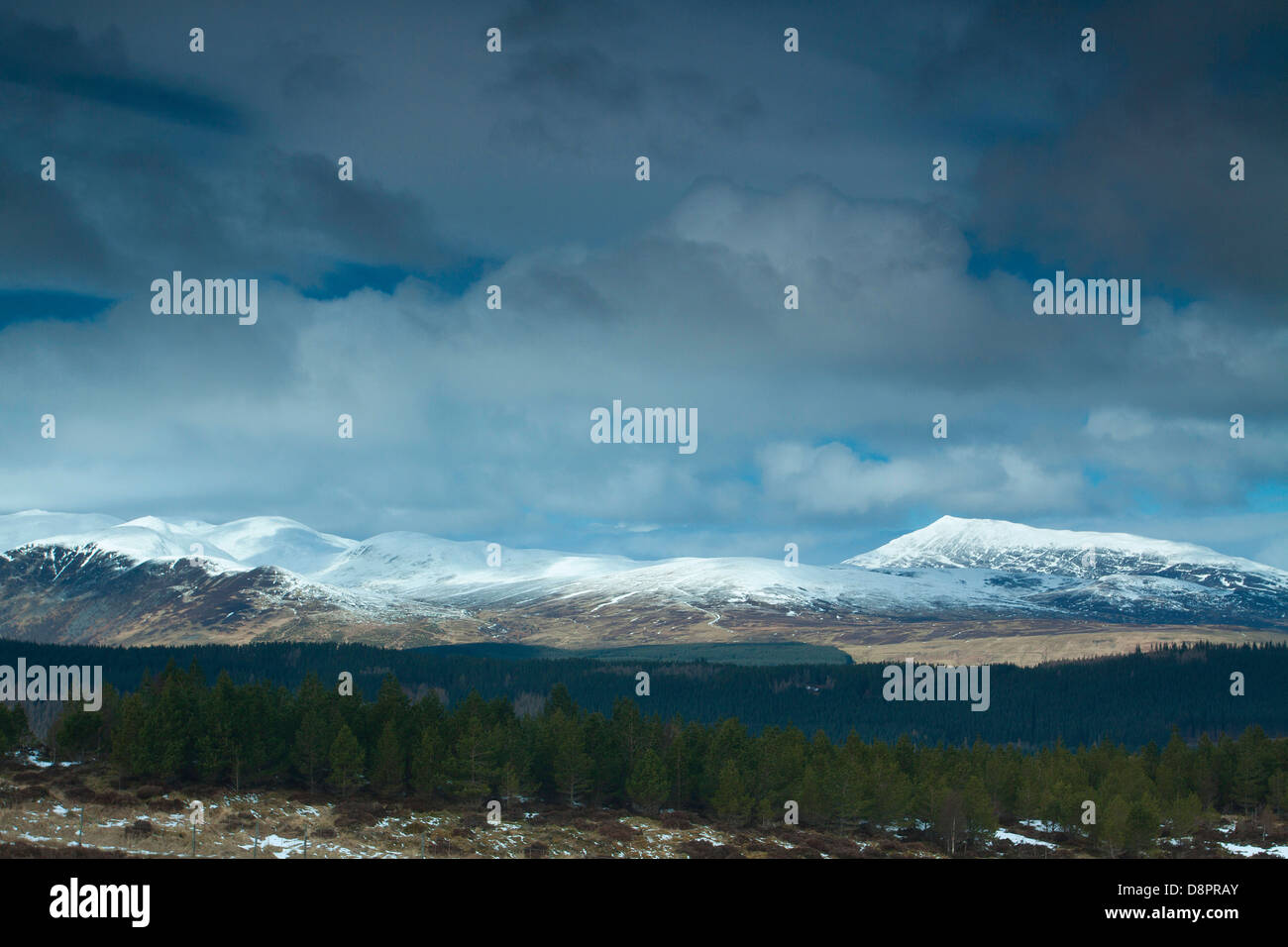 The Glen Lyon montagne da Creag Fhudhair sopra Kenmore, Perthshire Foto Stock