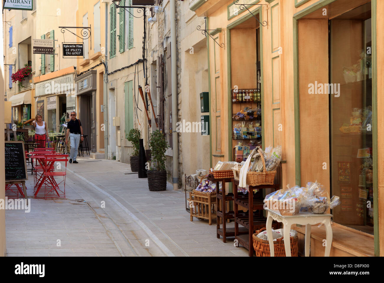 Scena di strada in Saint Remy de Provence. Foto Stock