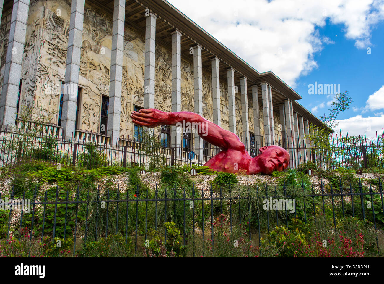 Parigi, Francia, Museo dell'immigrazione a porte Doree, Bois de Vincennes, arte urbana Parigi, MUSÉE DE l'IMMIGRATION PARIS Foto Stock