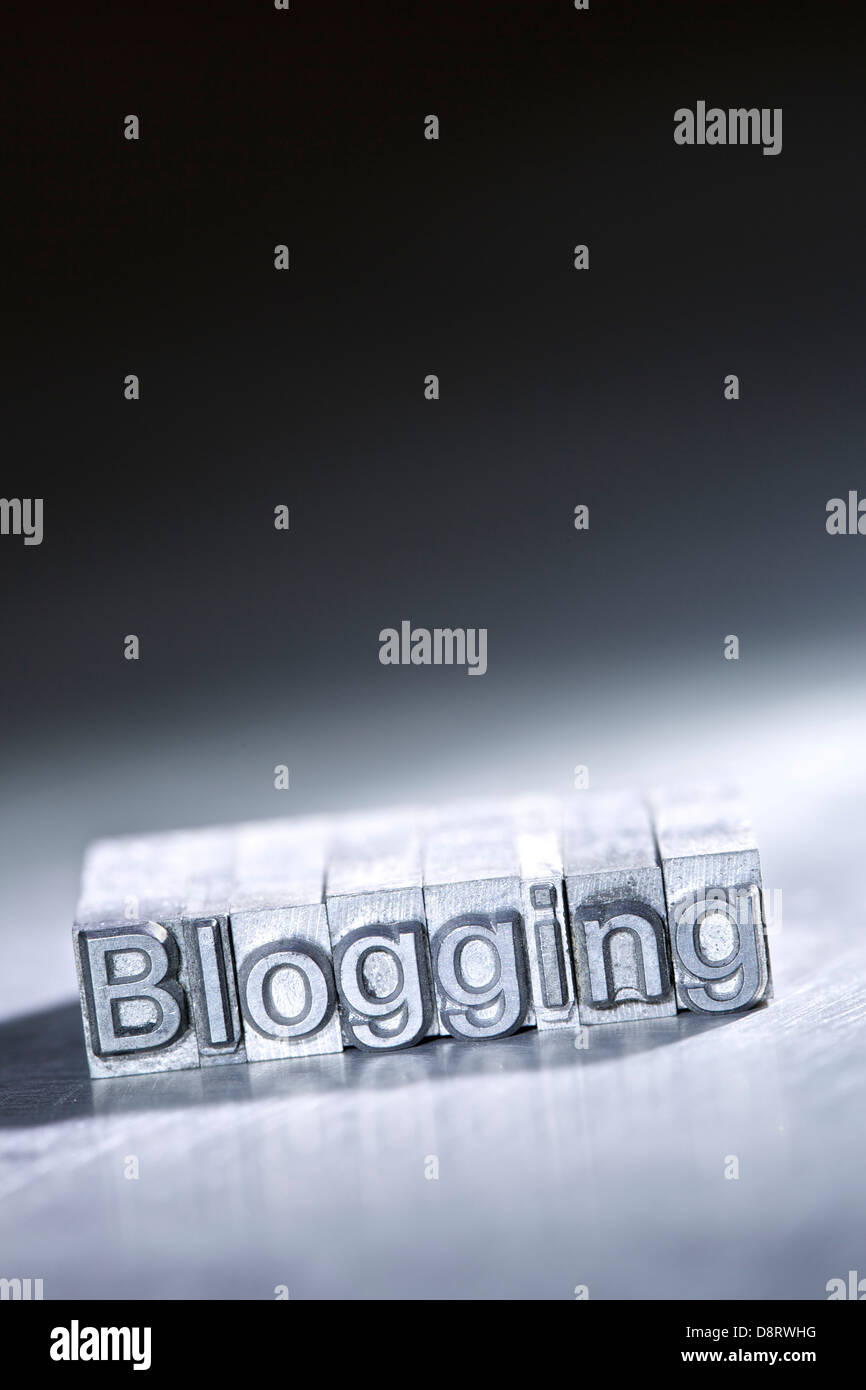 Blogging titolo Parola di concetti di stampa in rilievo Foto Stock
