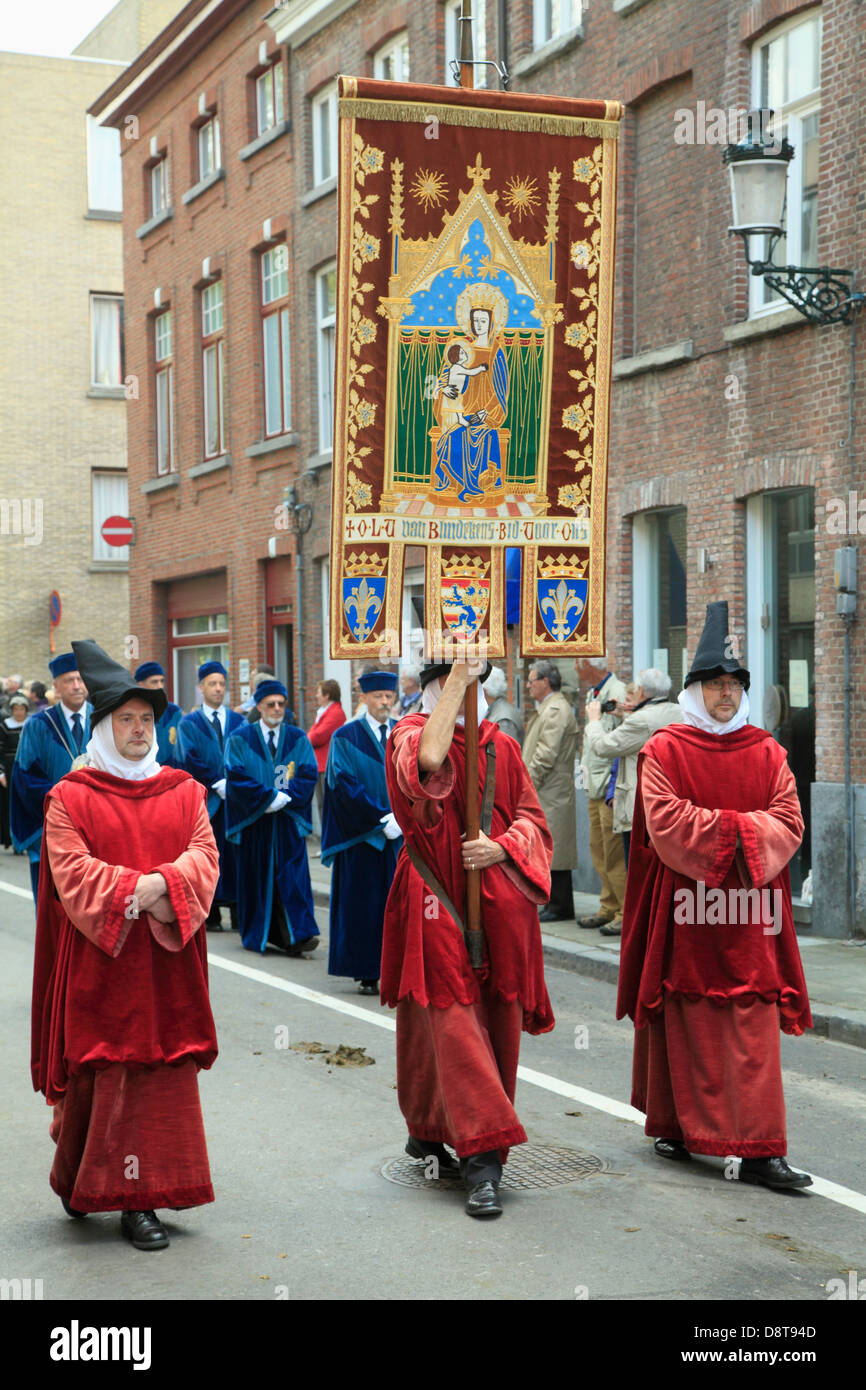 Belgio, Bruges, processione del Santo di sangue, persone, Foto Stock