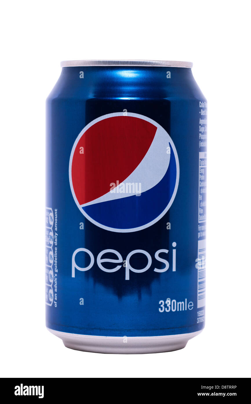Una lattina di Pepsi Cola su sfondo bianco Foto Stock