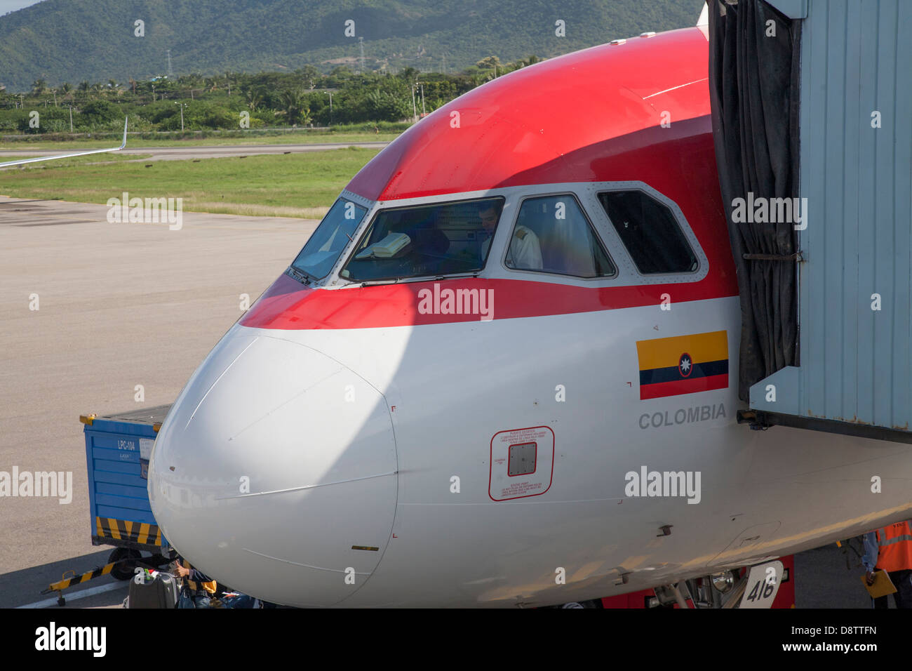 Avianca Airlines aereo in rullaggio a Santa Marta aeroporto, Colombia Foto Stock