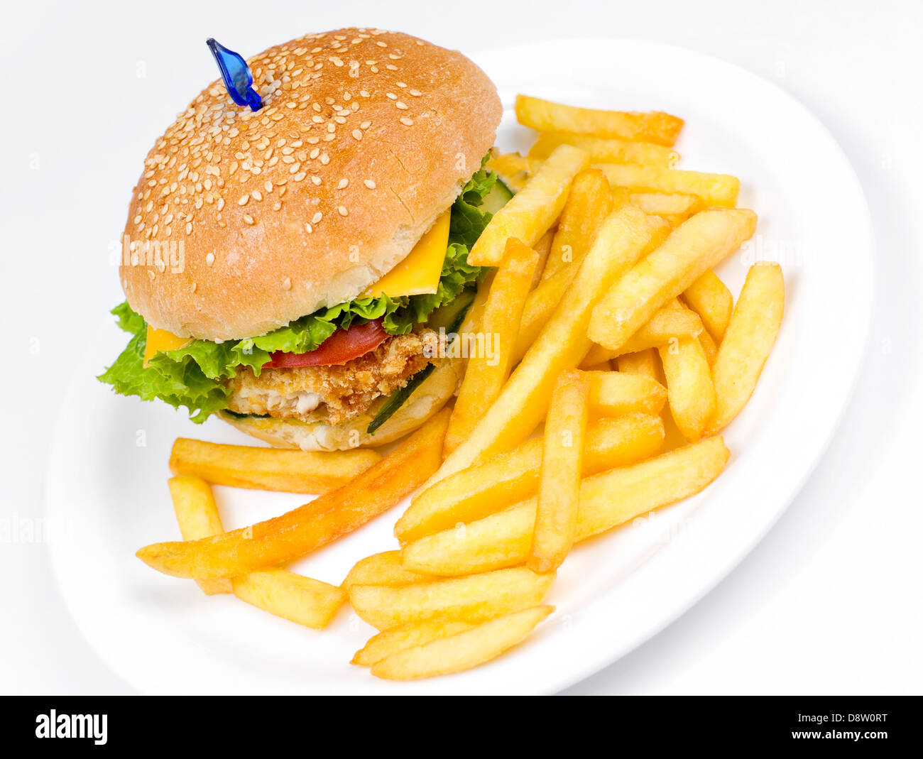 Cheeseburger con profonda patate fritte Foto Stock